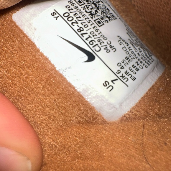 Nike High Tops Men's 7 - Picture 4 of 4